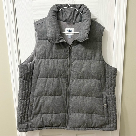 ➕ Old Navy Gray Quilted Frost Free Fleece Lined Puffer Vest Womens Plus Size XXL - Picture 2 of 6